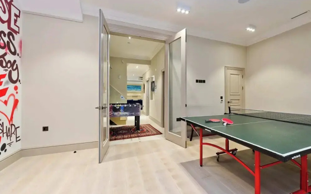 7bed Notting Hill W/garden, Games Room & Parking