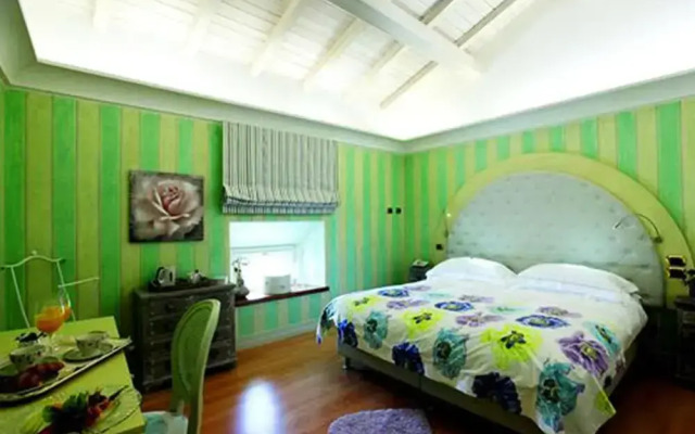 Villa Euchelia Resort