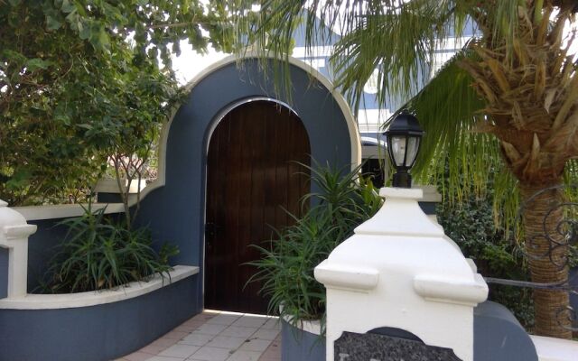 Bermuda Villa Guest House