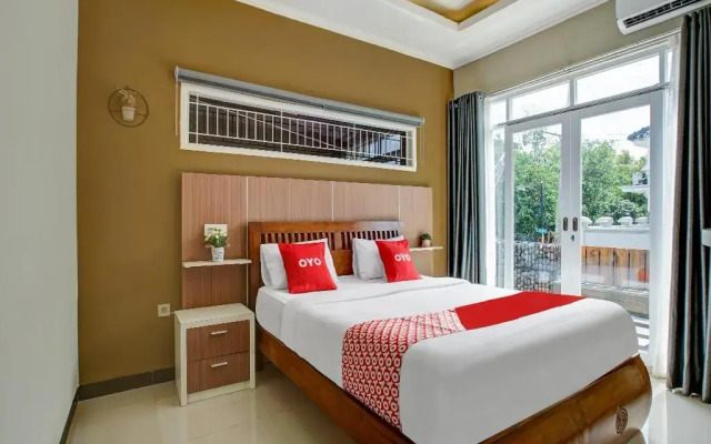 OYO 90059 Shakilla Home Cianjur