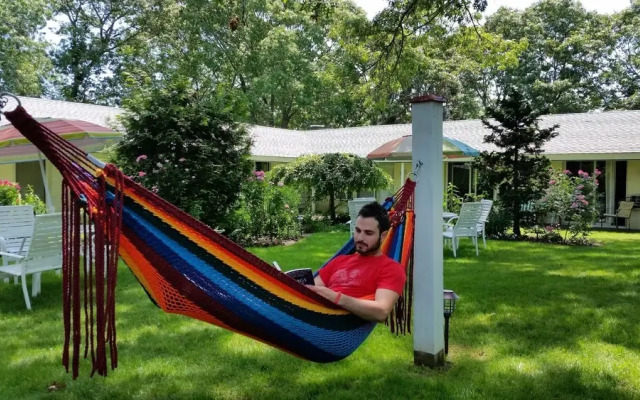 Hampton's Vacation Inn