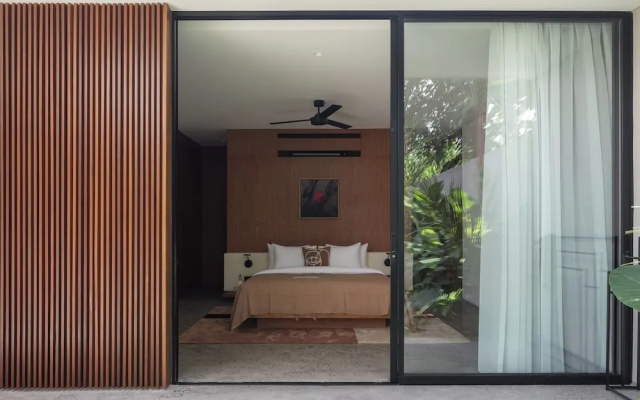 Nova by OXO – Guest Rooms – Tibubeneng