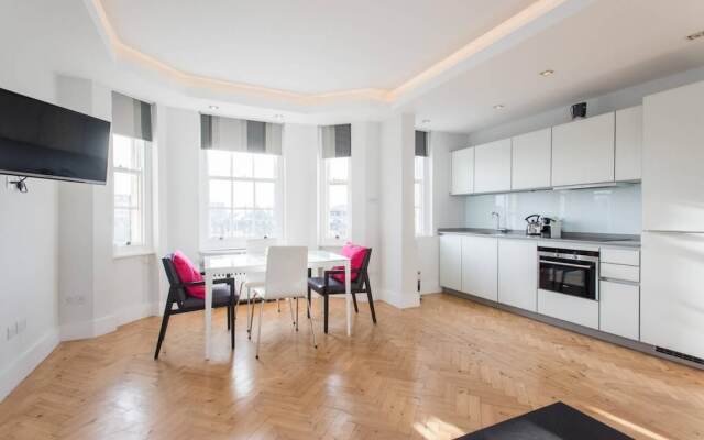 Distinctive Kensington 1-bed flat