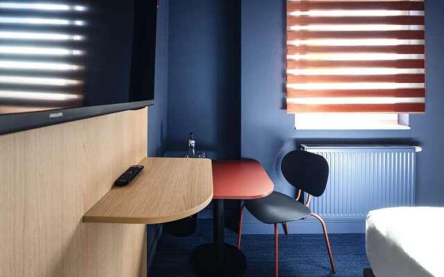 Ibis Styles Charleroi Airport Aero 44