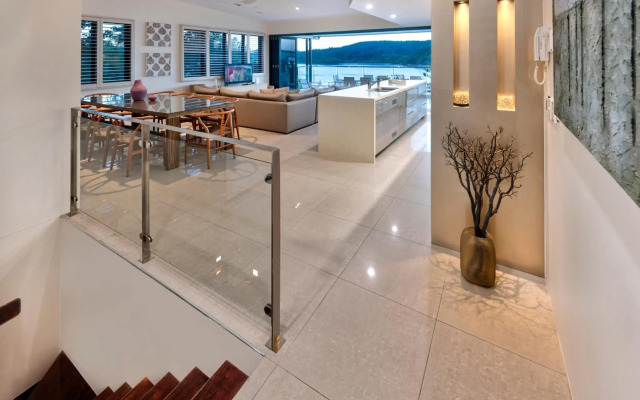 Northcape 1 Ocean Front 4 Bedroom - Pool