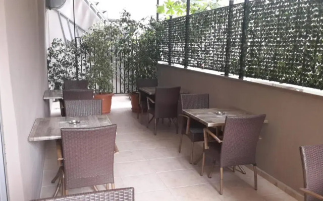 Hotel Almina Park