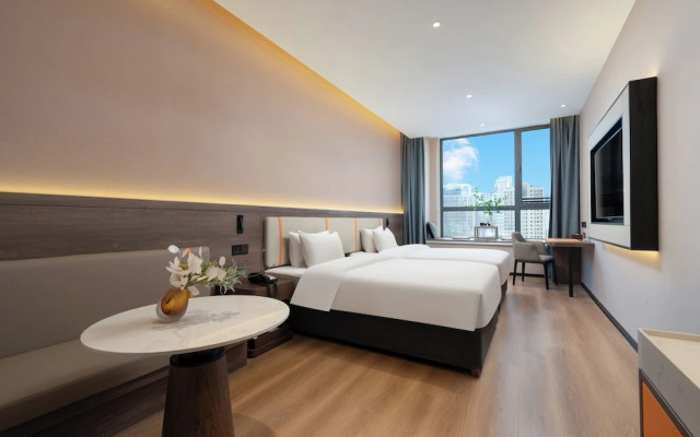 World Hotel  Jinan CBD MixC Branch