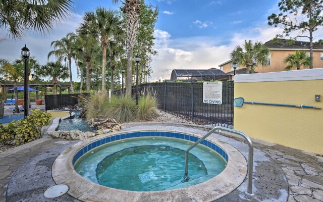 Sleek Kissimmee Townhome - 7 Mi to Disney Parks!