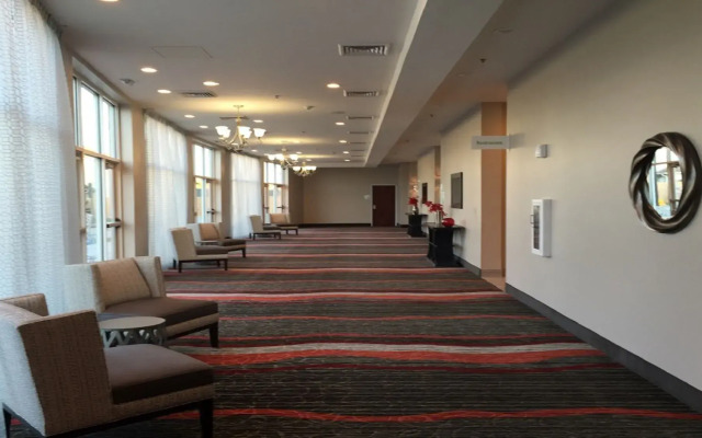Holiday Inn Hotel & Suites Lafayette North by IHG