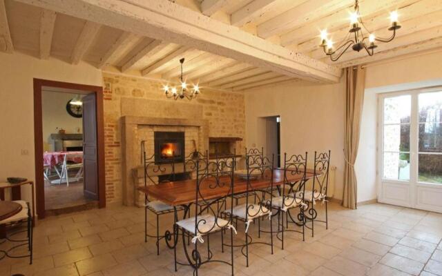 Gîte Coulonges-sur-Sarthe, 7 pièces, 13 personnes - FR-1-497-118