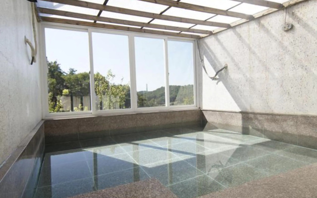 Sunrise Pension