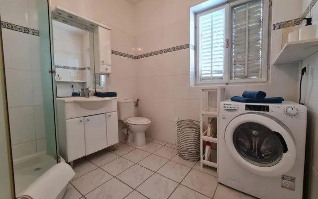 Prostorný domov v nejkrásnější části Chorvatska