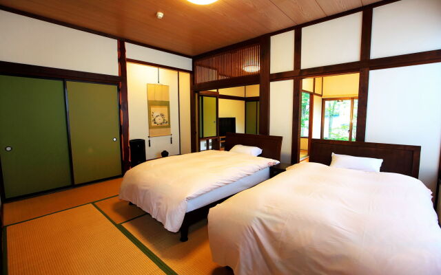 Sarugakyo Onsen Shojuen