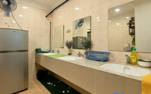 Warm House Alor Akar Linked House 6BR 15pax