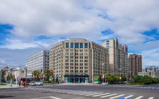 Xana Hotelle Hotel (Mudanjiang Jiangnan Municipal Government)