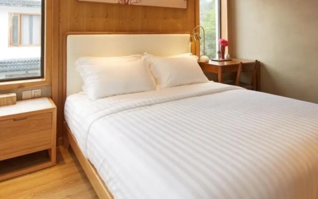 Floral Hotel Joyful Garden Hangzhou
