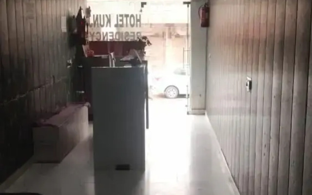 Goroomgo Kunj Residency Mathura