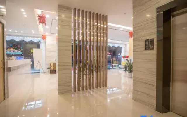 Yeste Yestour Hotel (Chongzuo Longzhou County Bus Station)