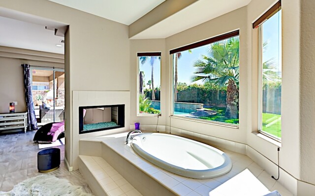 74141 Palm Desert - 4 Br Home