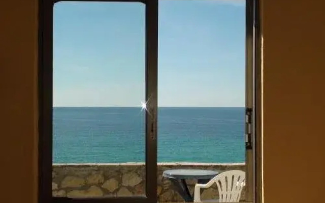 Constantinos Apartments