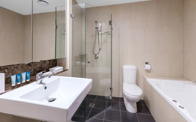 Meriton Suites Pitt Street, Sydney