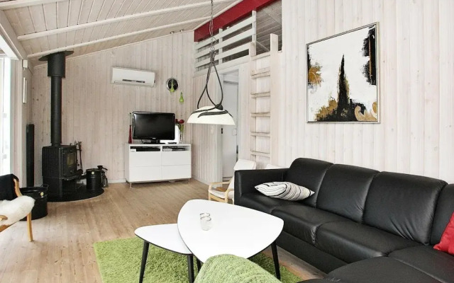 Quaint Holiday Home in Løkken With Whirlpool