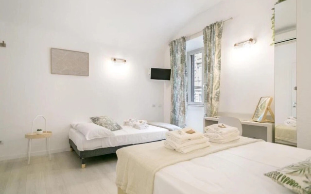 White Candia Guesthouse