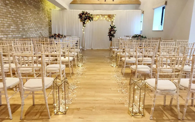 voco Lythe Hill Hotel & Spa by IHG
