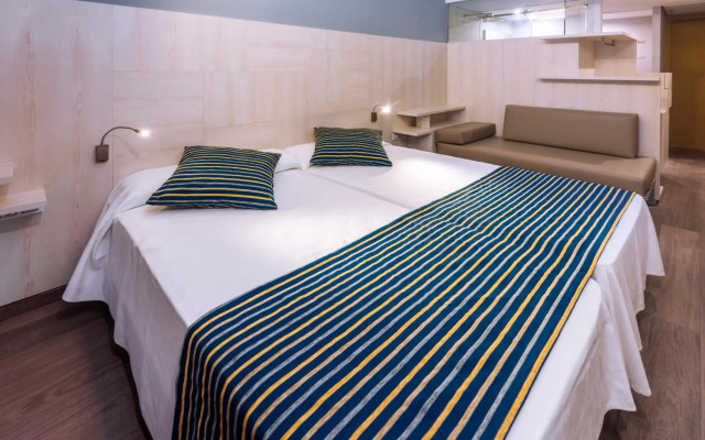 Hotel GHT Sa Riera