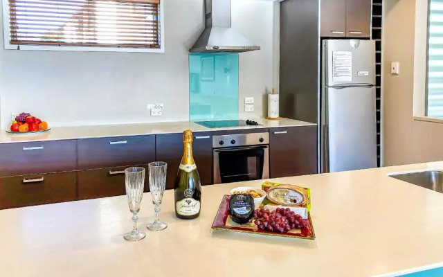 Picton Waterfront Apartments