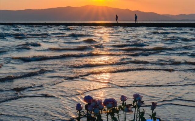 Yurun Select Hotel (Kunming South Railway Station)