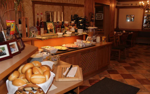Hotel Alt Montjoie
