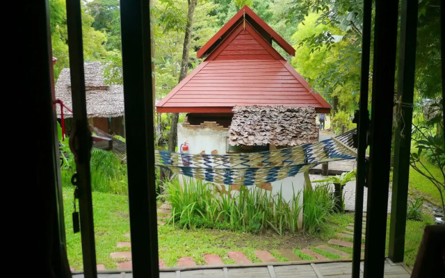 Pho Rak Nah Pai Hotel