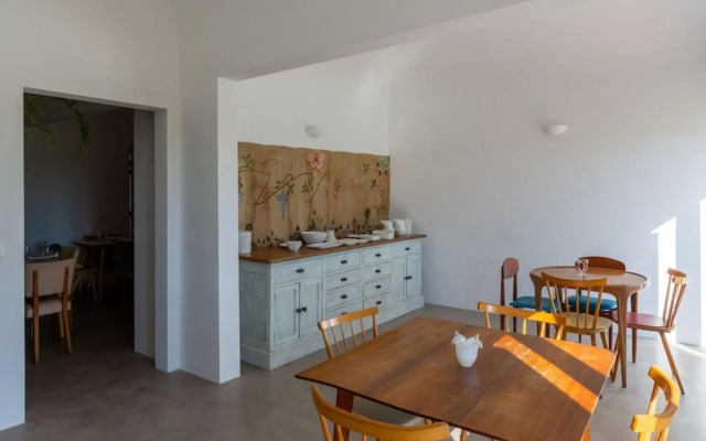 Cenoura-Brava Villas & Suites.
