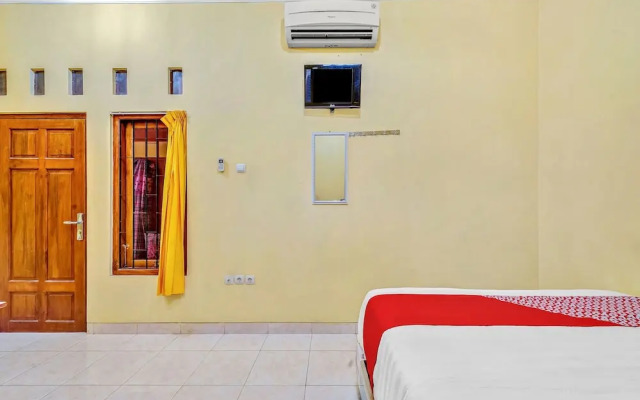 OYO 90768 Endrayanti Inn Syariah