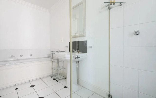 Winelands Golf Lodges 11