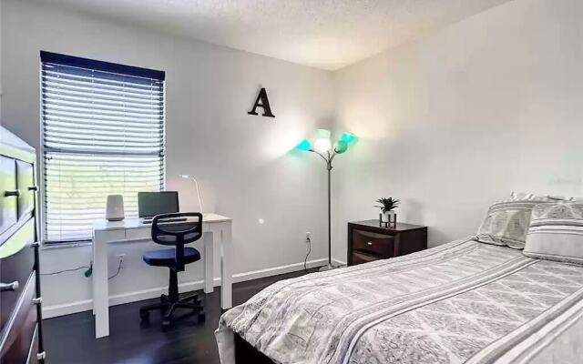 Windwood Villa 4 Bedroom Home by RedAwning