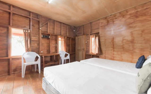 OYO 3040 D'pineapple Villa