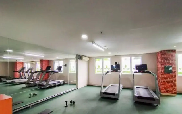 Spacious 2Br At Apartment Parahyangan Residence