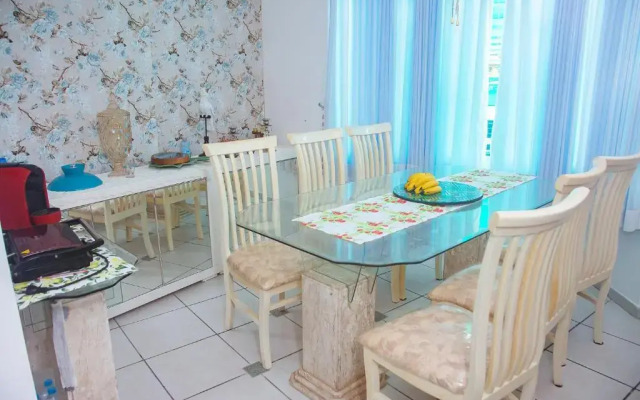 Linda casa com lazer a 500m da praia Guaratuba SP