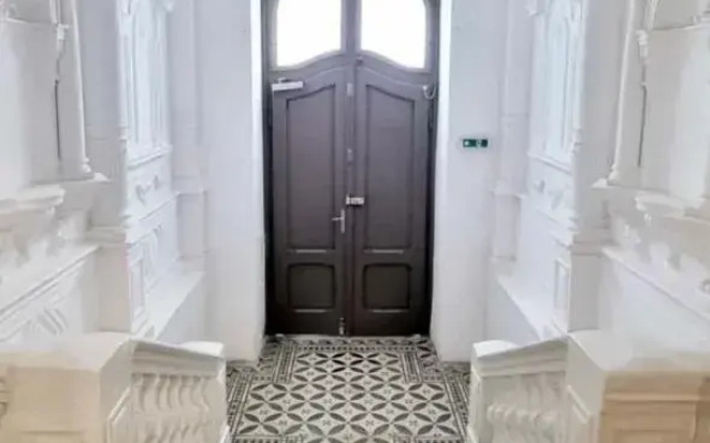 Amazing flat with garden, Vinohrady near center