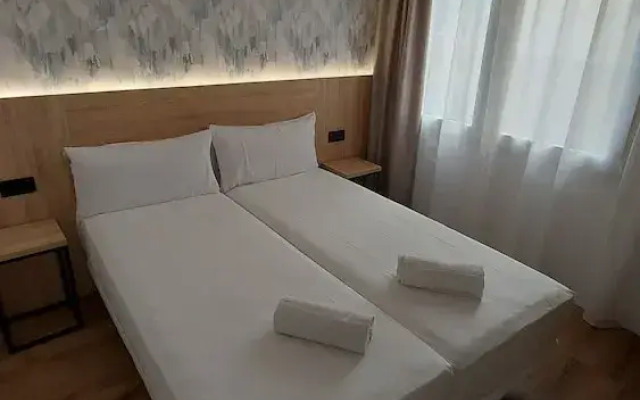 Sweet Lloret Suites