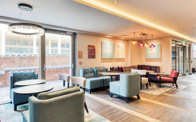 Premier Inn Banbury Town Centre - Castle Quay