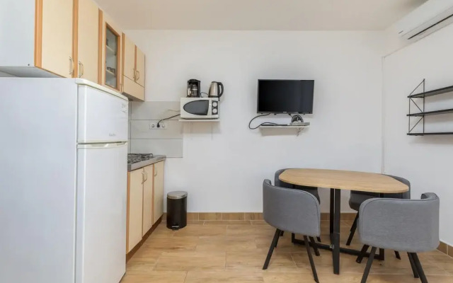 Stunning Apartment in Fazana With 1 Bedrooms and Wifi