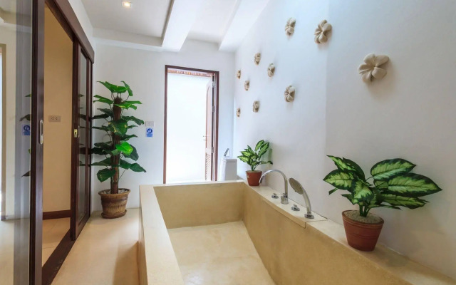 Villa Chok in beachfront villa resort