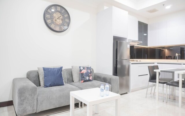 Elegant And Comfy 2Br At Permata Hijau Suites Apartment