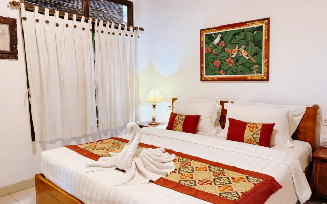 Amed Cafe & Hotel Kebun Wayan