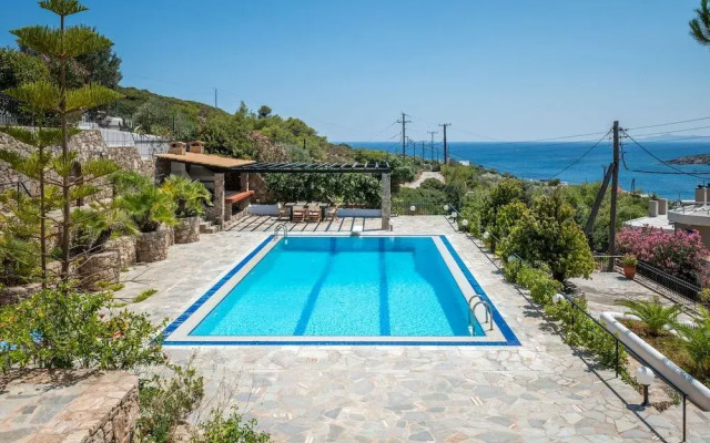 Villa Adamite