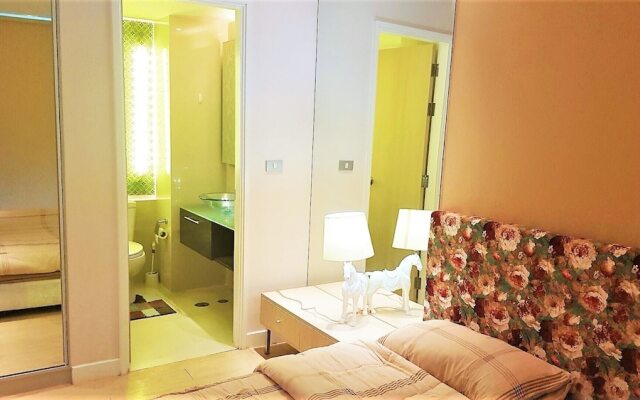 Grande Caribbean Resort - Sleeps 2