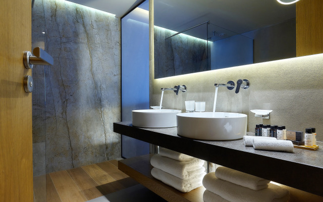Castello Infinity Suites - Adults Only